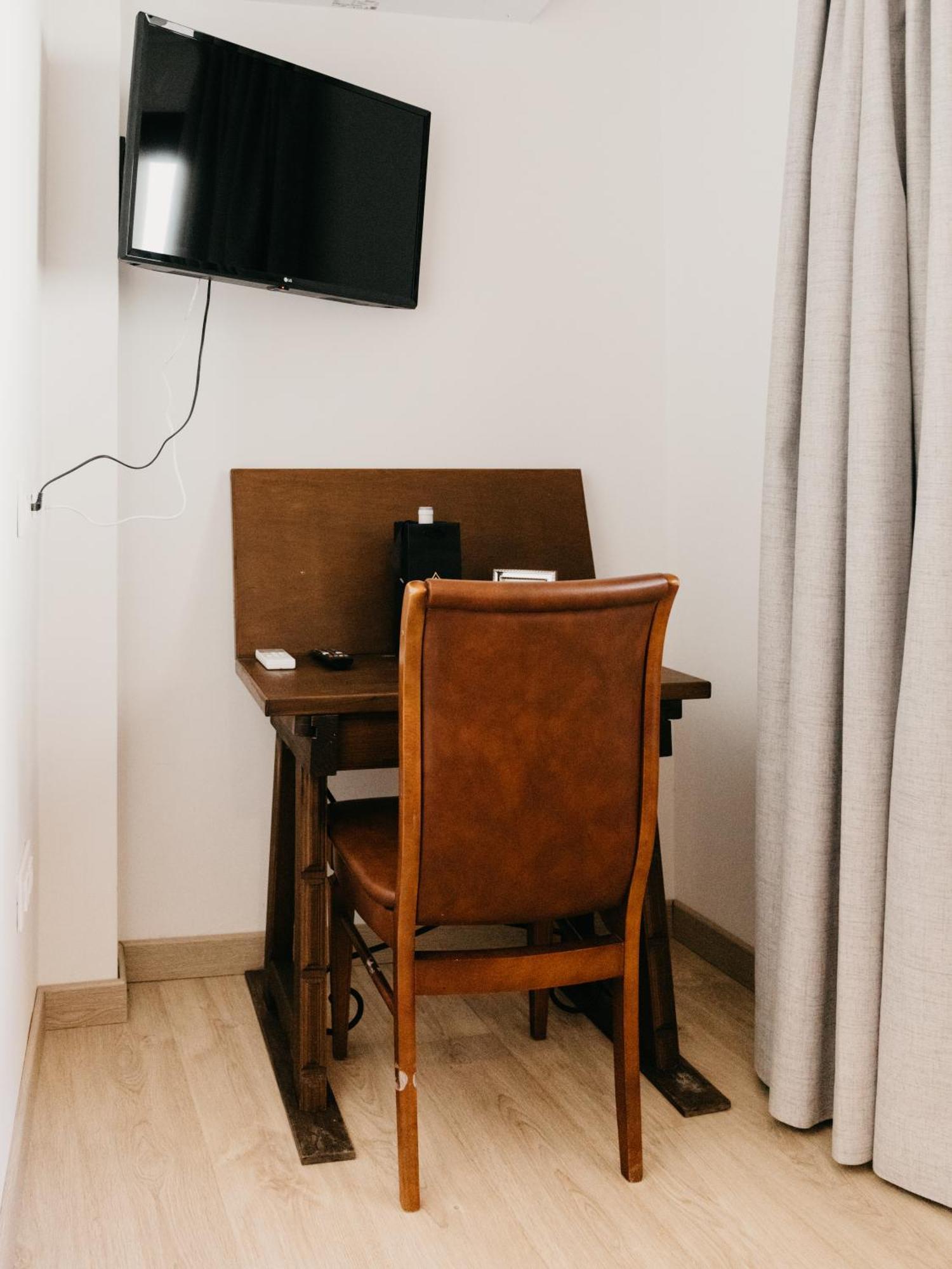 Camins Del Priorat : Ermita Sant Gregori Bis Apartment El Masroig Room photo